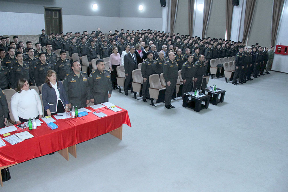 Azərbaycan Ordusunun Dünya Azərbaycanlılarının Həmrəyliyi Günü və Yeni İl münasibətilə silsilə tədbirləri keçirilib (FOTO)