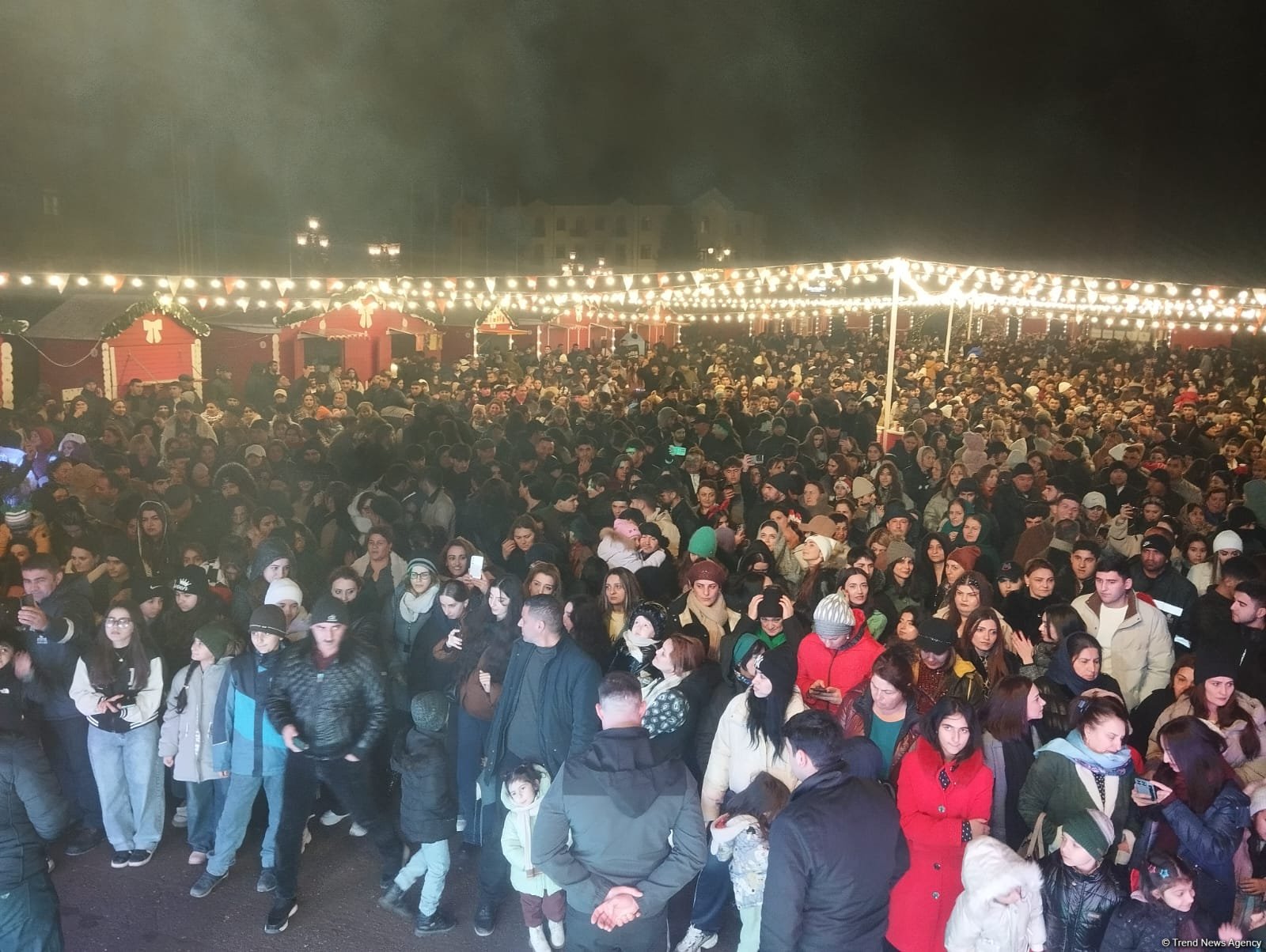 Xankəndidə sakinlər Yeni ili atəşfəşanlıqla qarşılayıblar (FOTO/VİDEO)