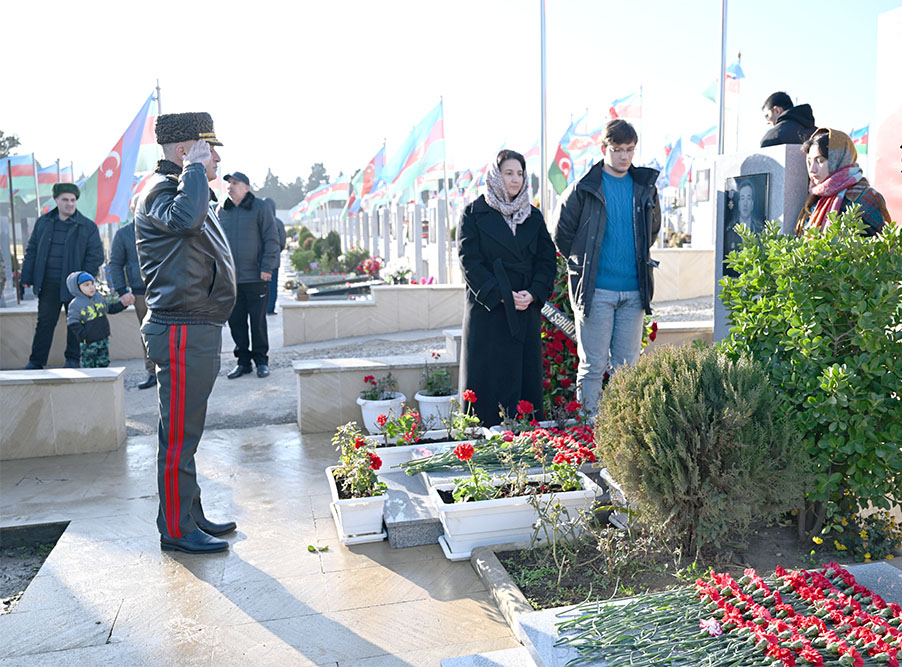 Milli Qəhrəman Polad Həşimovun xatirəsi yad edilib (FOTO)
