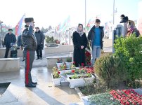 Milli Qəhrəman Polad Həşimovun xatirəsi yad edilib (FOTO)