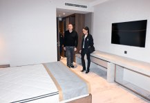 Prezident İlham Əliyev və Birinci xanım Mehriban Əliyeva Şahdağda “Lakeside” hotelində aparılmış işlərlə və “Xizək klubu” binasının tikintisi ilə tanış olublar (YENİLƏNİB-2) (FOTO/VİDEO)