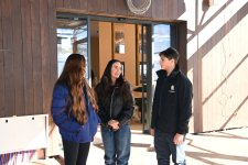 Prezident İlham Əliyev və Birinci xanım Mehriban Əliyeva Şahdağda “Lakeside” hotelində aparılmış işlərlə və “Xizək klubu” binasının tikintisi ilə tanış olublar (YENİLƏNİB-2) (FOTO/VİDEO)