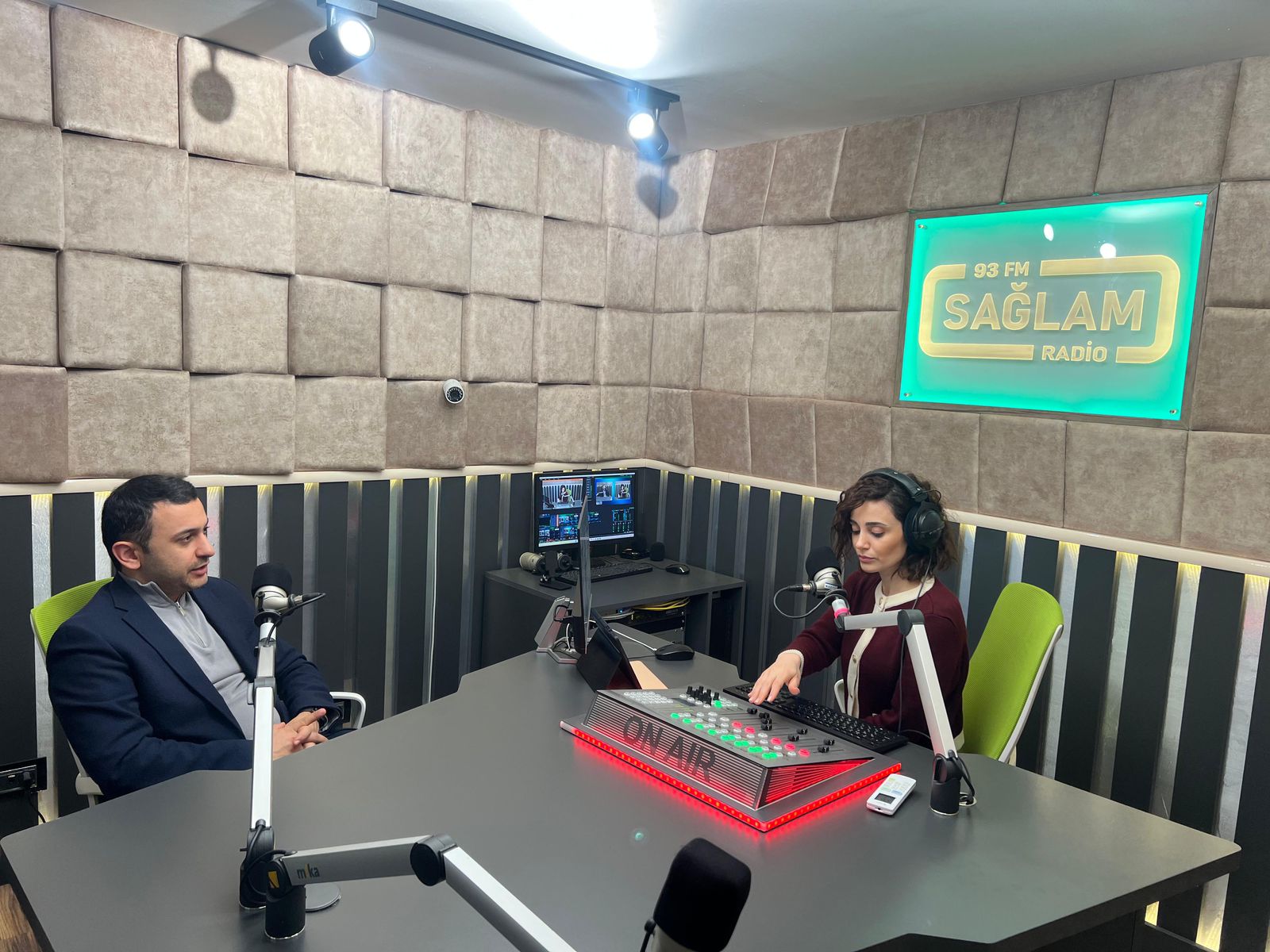 Bədənə yığılan toksinlərin əlamətləri müxtəlif şəkildə özünü göstərə bilər - SN