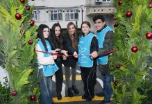 Heydər Əliyev Fondunun vitse-prezidenti Leyla Əliyeva və Baku Media Mərkəzinin rəhbəri Arzu Əliyevanın iştirakı ilə Bakıda yenilənmiş həyətlər istifadəyə verilib (FOTO)