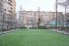 Heydər Əliyev Fondunun vitse-prezidenti Leyla Əliyeva və Baku Media Mərkəzinin rəhbəri Arzu Əliyevanın iştirakı ilə Bakıda yenilənmiş həyətlər istifadəyə verilib (FOTO)