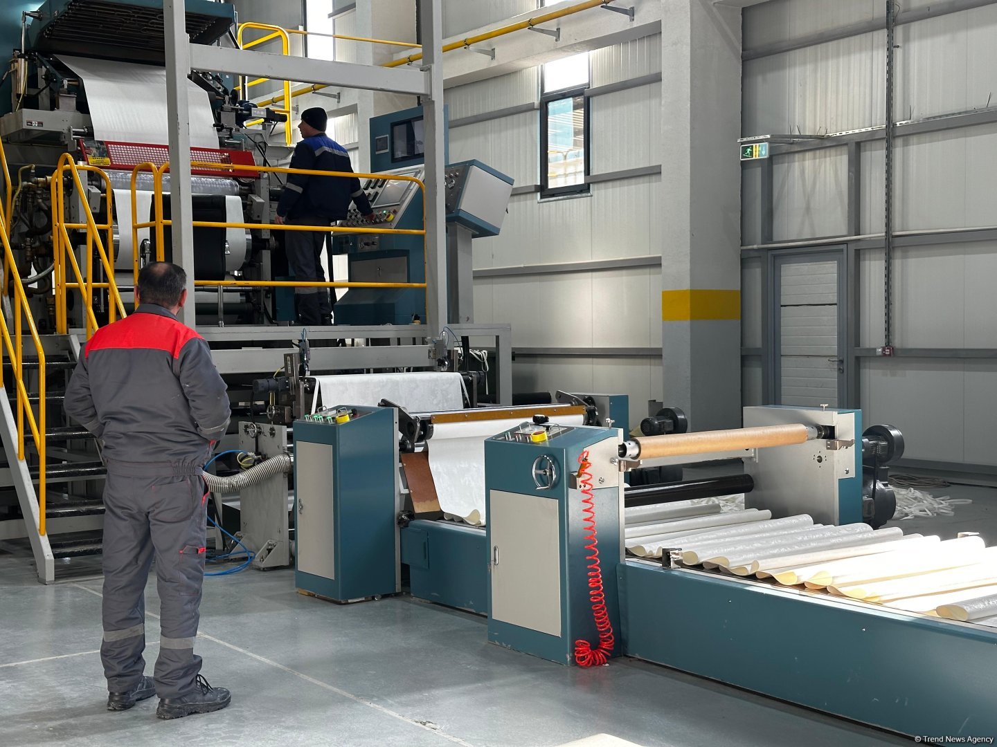 Şirkətimiz növbəti ildə oboy istehsalının yarısını Gürcüstana ixrac edəcək - Direktor müavini (FOTO)