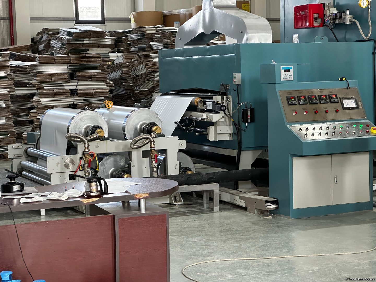 Şirkətimiz növbəti ildə oboy istehsalının yarısını Gürcüstana ixrac edəcək - Direktor müavini (FOTO)