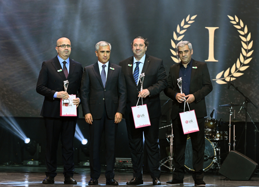 Gənclər və İdman Nazirliyi ilin ən yaxşılarını mükafatlandırıb (FOTO)