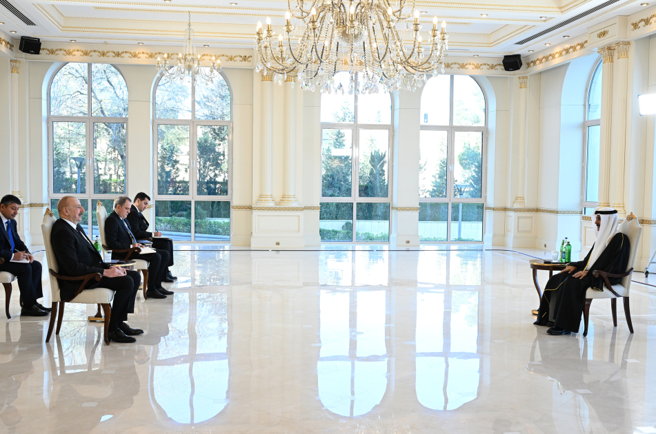 Prezident İlham Əliyev Küveytin ölkəmizdə yeni təyin olunmuş səfirinin etimadnaməsini qəbul edib (FOTO/VİDEO) (YENİLƏNİB)