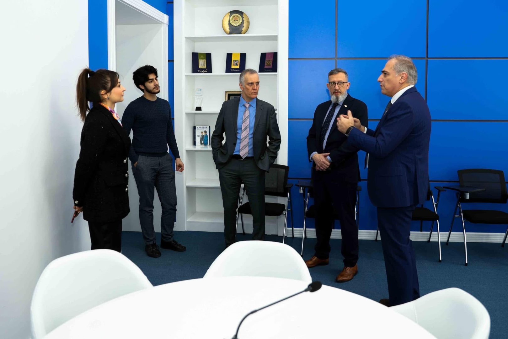 UNEC ilə Böyük Britaniyanın De Montfort Universiteti arasında memorandum imzalanıb (FOTO)