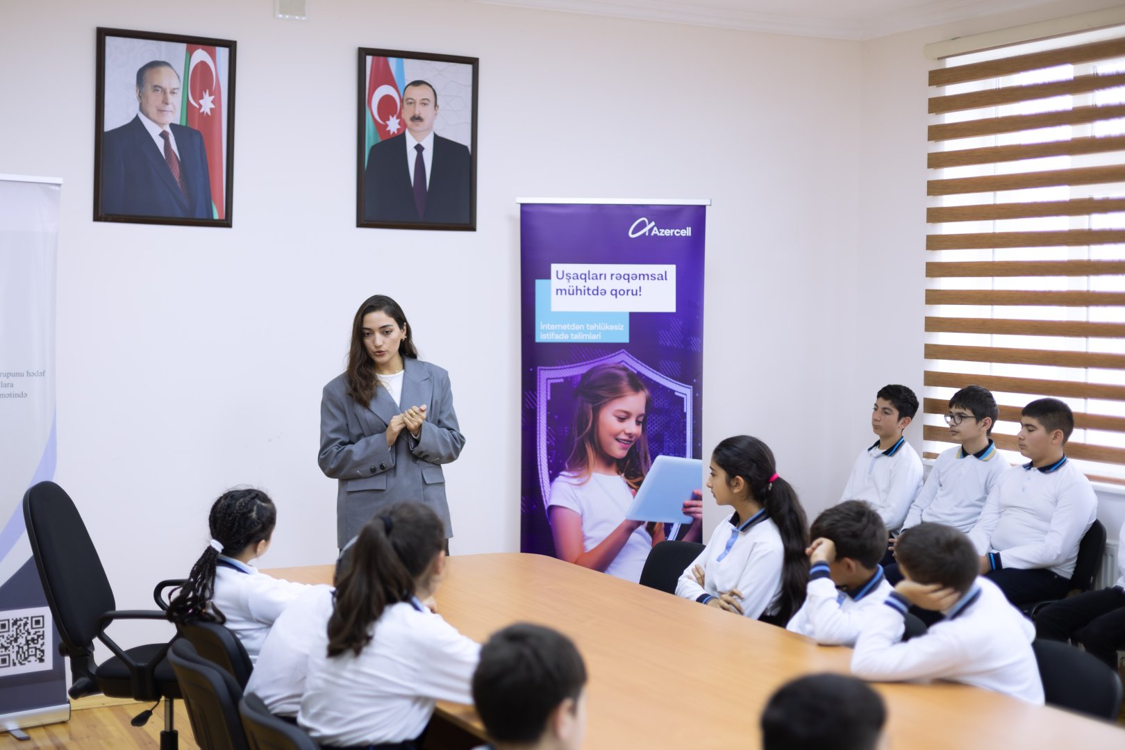 Azercell-in “Təhlükəsiz internet” layihəsi rəqəmsal təhlükəsizliyi gücləndirir (FOTO)