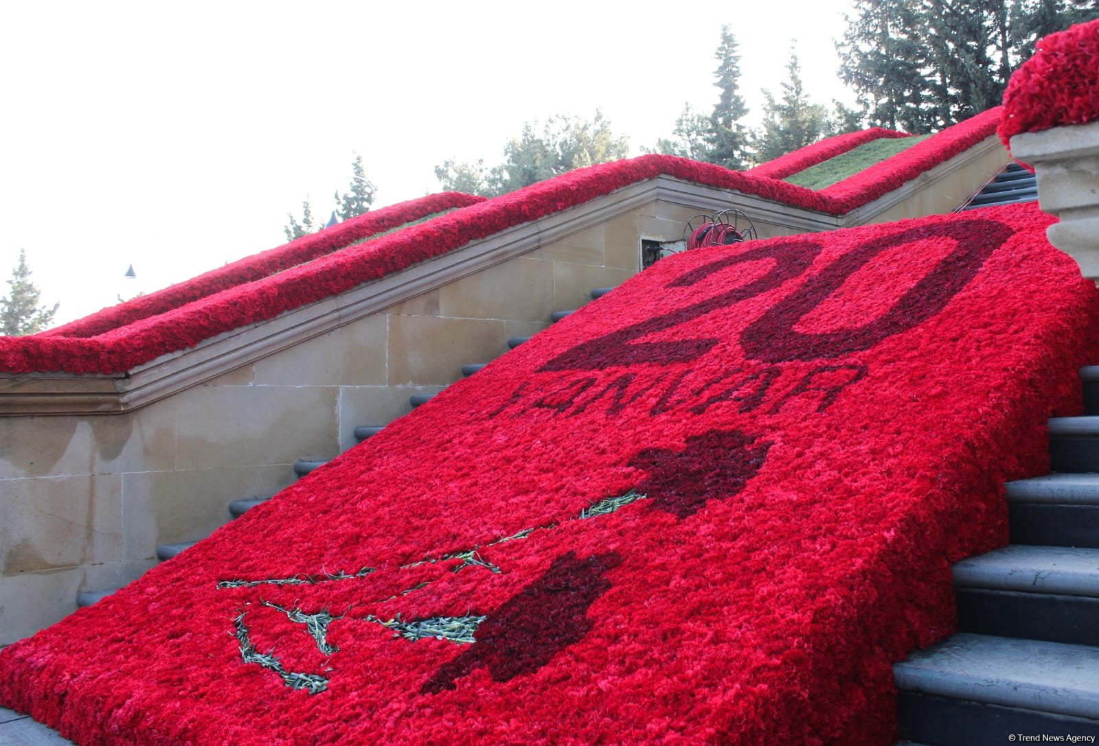 Hazırlıqlar başa çatdı - “Şəhidlər Xiyabanı”ndan FOTOREPORTAJ