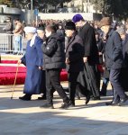 Azərbaycan xalqı 20 Yanvar faciəsi qurbanlarının əziz xatirəsini yad edib (FOTO)
