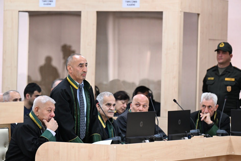 Ermənistanın hərbi təcavüzü nəticəsində çoxsaylı cinayətlərdə törətməkdə təqsirləndirilən şəxslərin məhkəməsi davam etdirilir (FOTO)