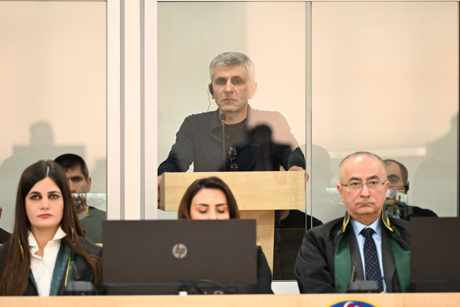Ermənistanın hərbi təcavüzü nəticəsində çoxsaylı cinayətlərdə törətməkdə təqsirləndirilən şəxslərin məhkəməsi davam etdirilir (FOTO)