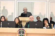 Ermənistanın hərbi təcavüzü nəticəsində çoxsaylı cinayətlərdə törətməkdə təqsirləndirilən şəxslərin məhkəməsi davam etdirilir (FOTO)