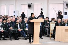 Ermənistanın hərbi təcavüzü nəticəsində çoxsaylı cinayətlərdə törətməkdə təqsirləndirilən şəxslərin məhkəməsi davam etdirilir (FOTO)