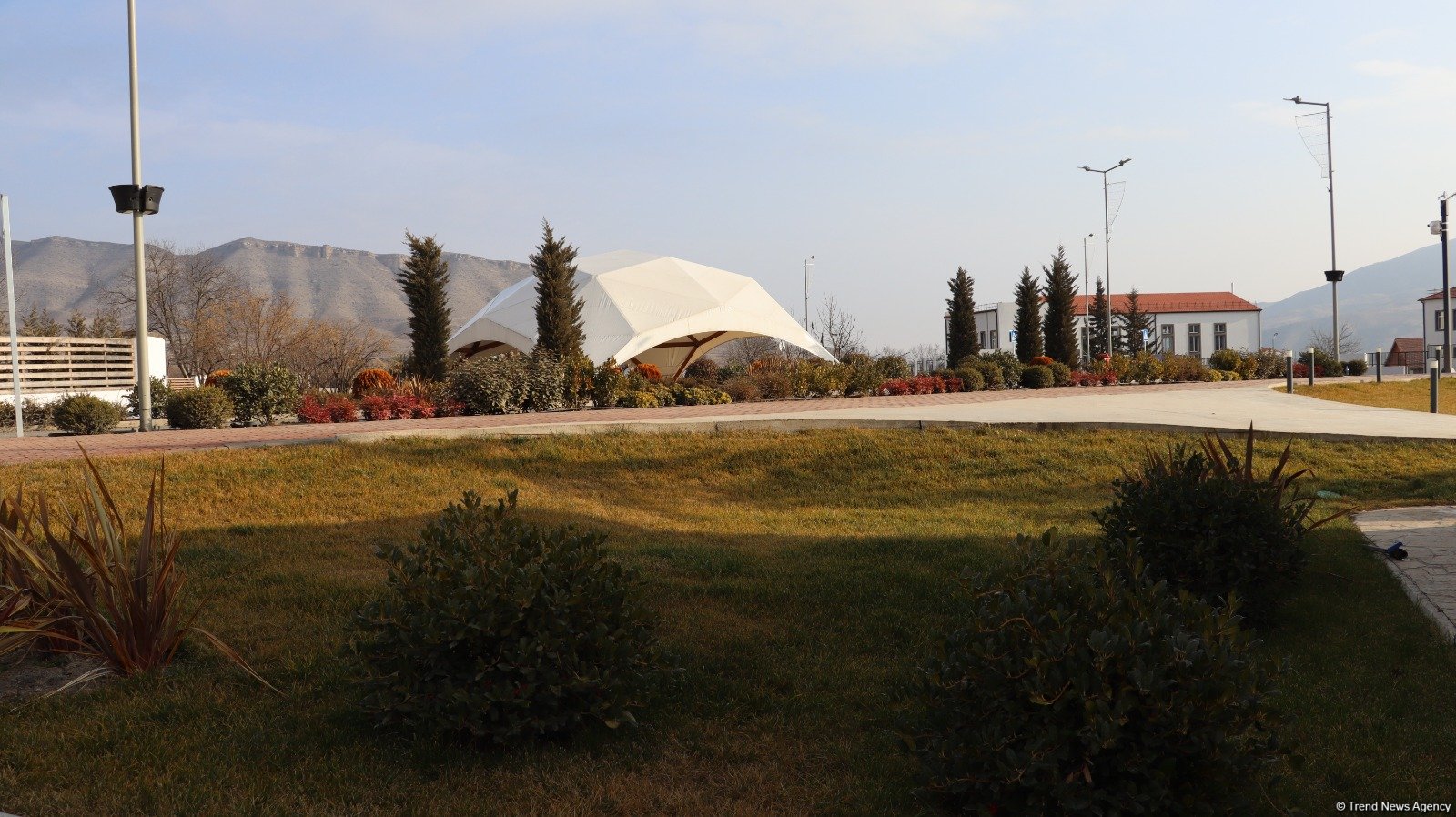 Xocalı şəhəri yaşıllığa bürünür - FOTOREPORTAJ