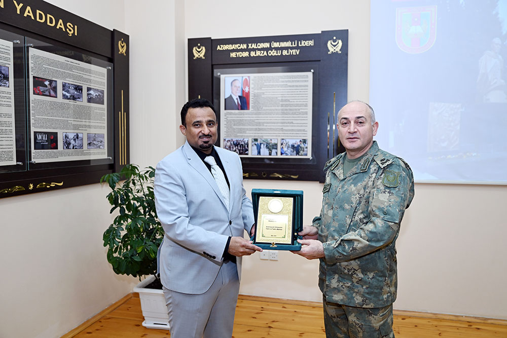 Azərbaycan və Səudiyyə Ərəbistanı arasında hərbi təhsil sahəsində əməkdaşlığın genişləndirilməsi müzakirə edilib (FOTO)