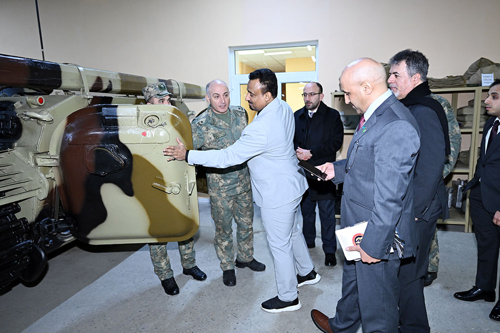 Azərbaycan və Səudiyyə Ərəbistanı arasında hərbi təhsil sahəsində əməkdaşlığın genişləndirilməsi müzakirə edilib (FOTO)