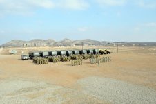 Hərbi vəzifəlilərlə keçirilən təlim toplanışı davam edir (FOTO/VİDEO)