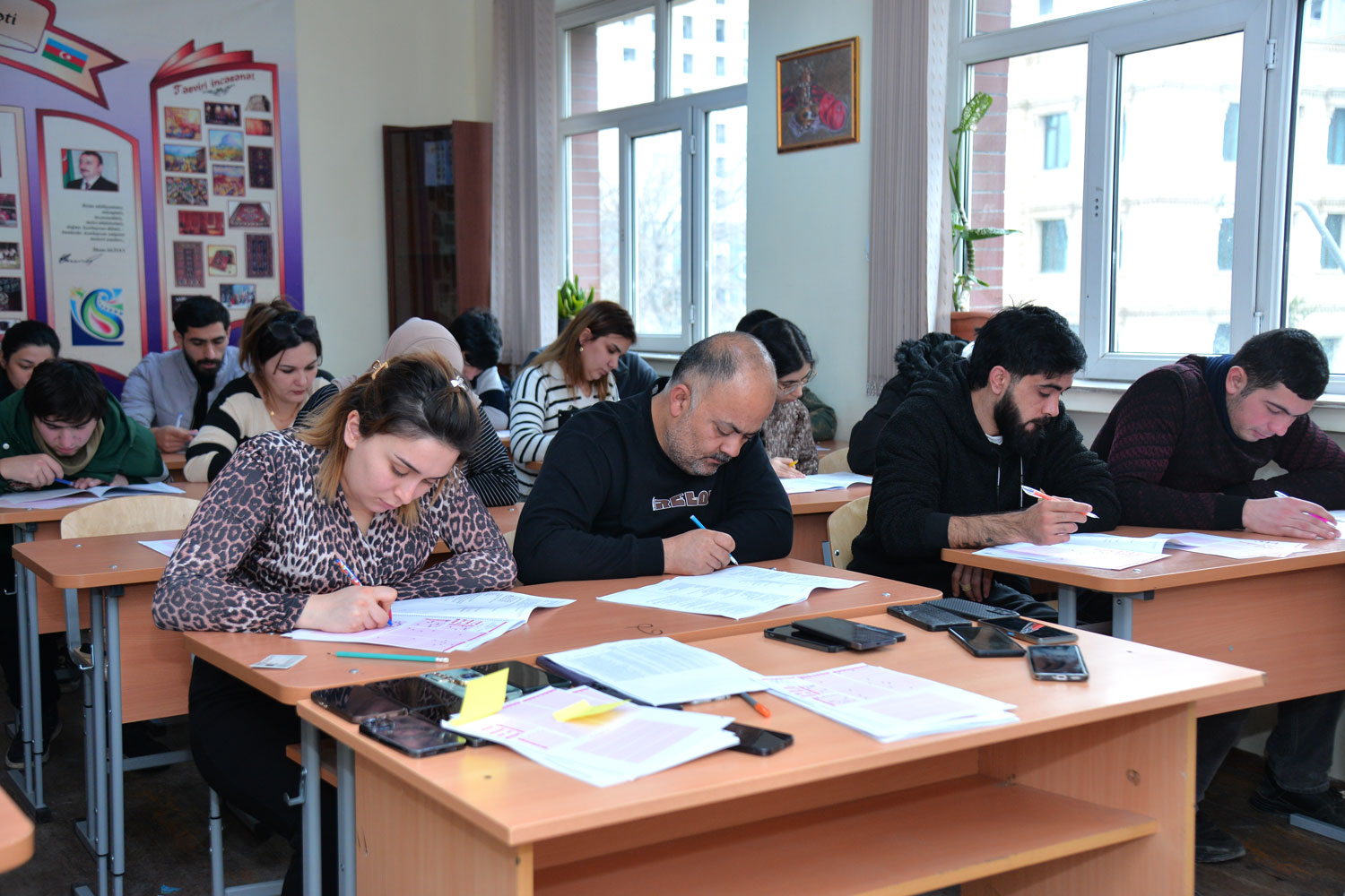 Tibb işçilərinin sertifikasiyası: 2024-cü ildə 18 mindən çox mütəxəssis imtahan verib