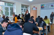 9 və 11-ci sinifi başa vura bilməyən şəxslər üçün eksternat imtahanları keçirilib (FOTO)