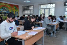9 və 11-ci sinifi başa vura bilməyən şəxslər üçün eksternat imtahanları keçirilib (FOTO)