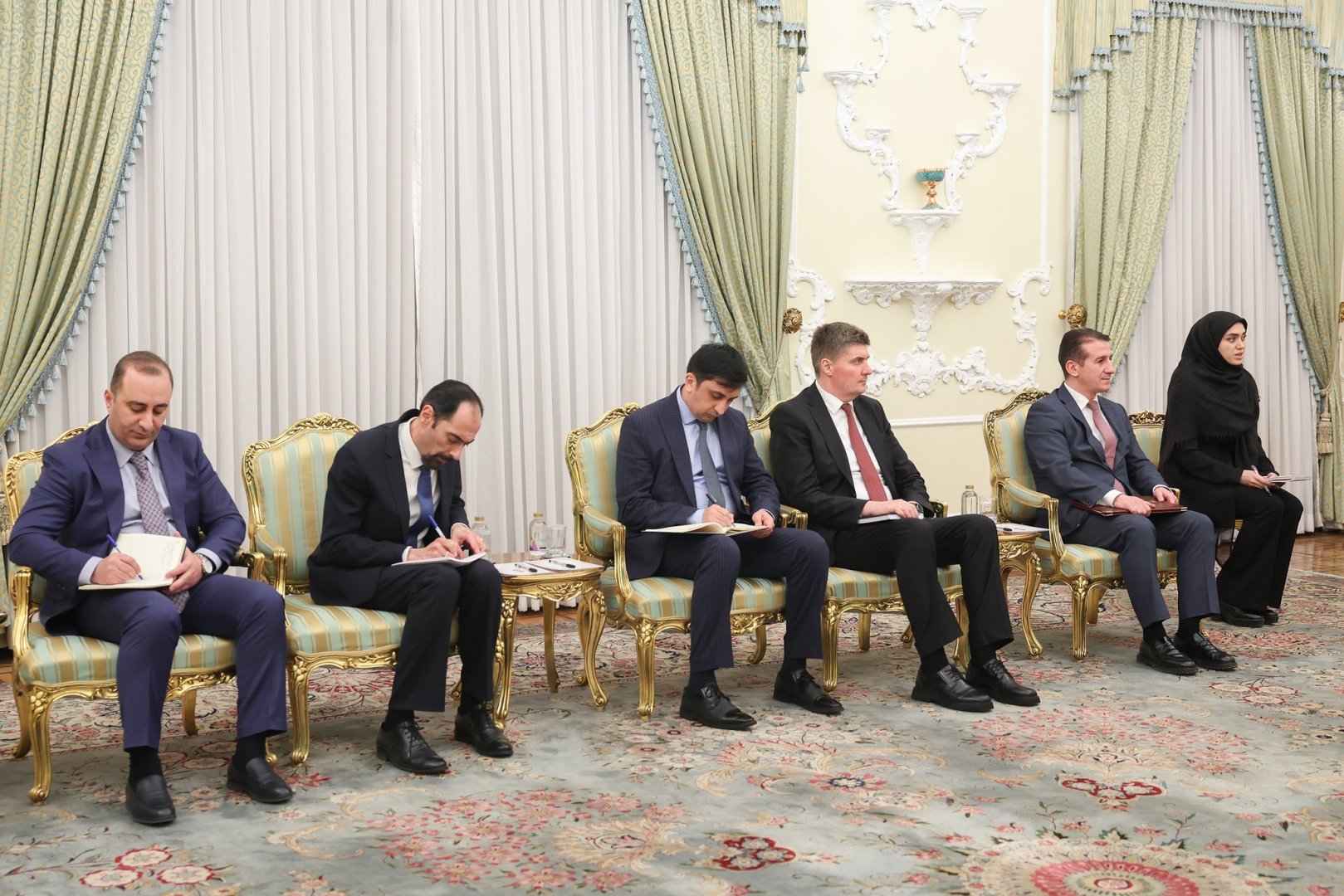 İran Prezidenti Məsud Pezeşkian Azərbaycana səfərə dəvət edilib (FOTO)