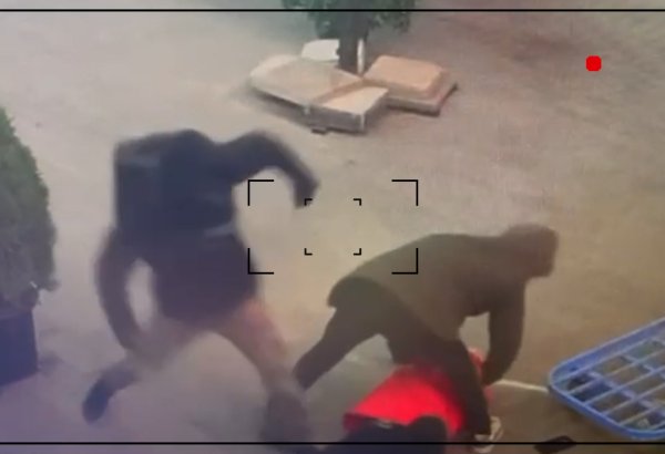Bakıda polis restoranın kassasını talayan şəxsləri saxlayıb (FOTO/VİDEO)