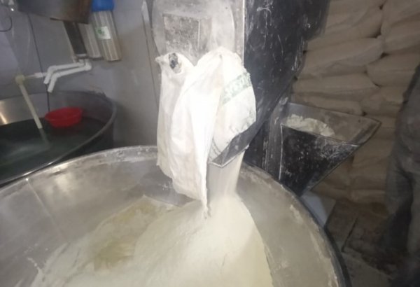 Paytaxtda çörək emalı müəssisəsində nöqsanlar aşkarlandı (FOTO)