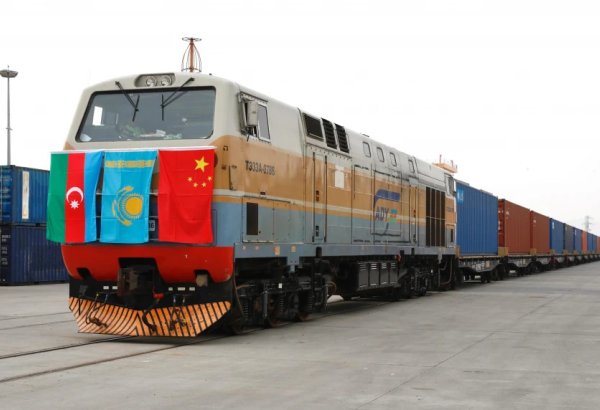 Azərbaycanda yeddi ayda dəmiryolu nəqliyyatı ilə 1,8 milyard dollarlıq yük daşınıb