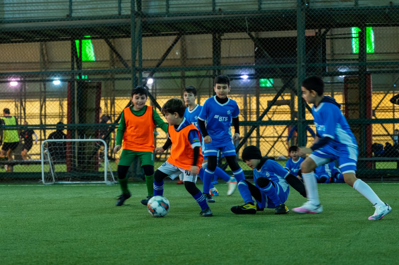 VTB (Azərbaycan)-ın dəstəyi ilə Bakıda futbol məktəbi açılıb (FOTO)