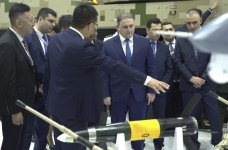 Vüqar Mustafayev “IDEX-2025” sərgisində xarici şirkətlərin rəhbərləri ilə görüşüb (FOTO)