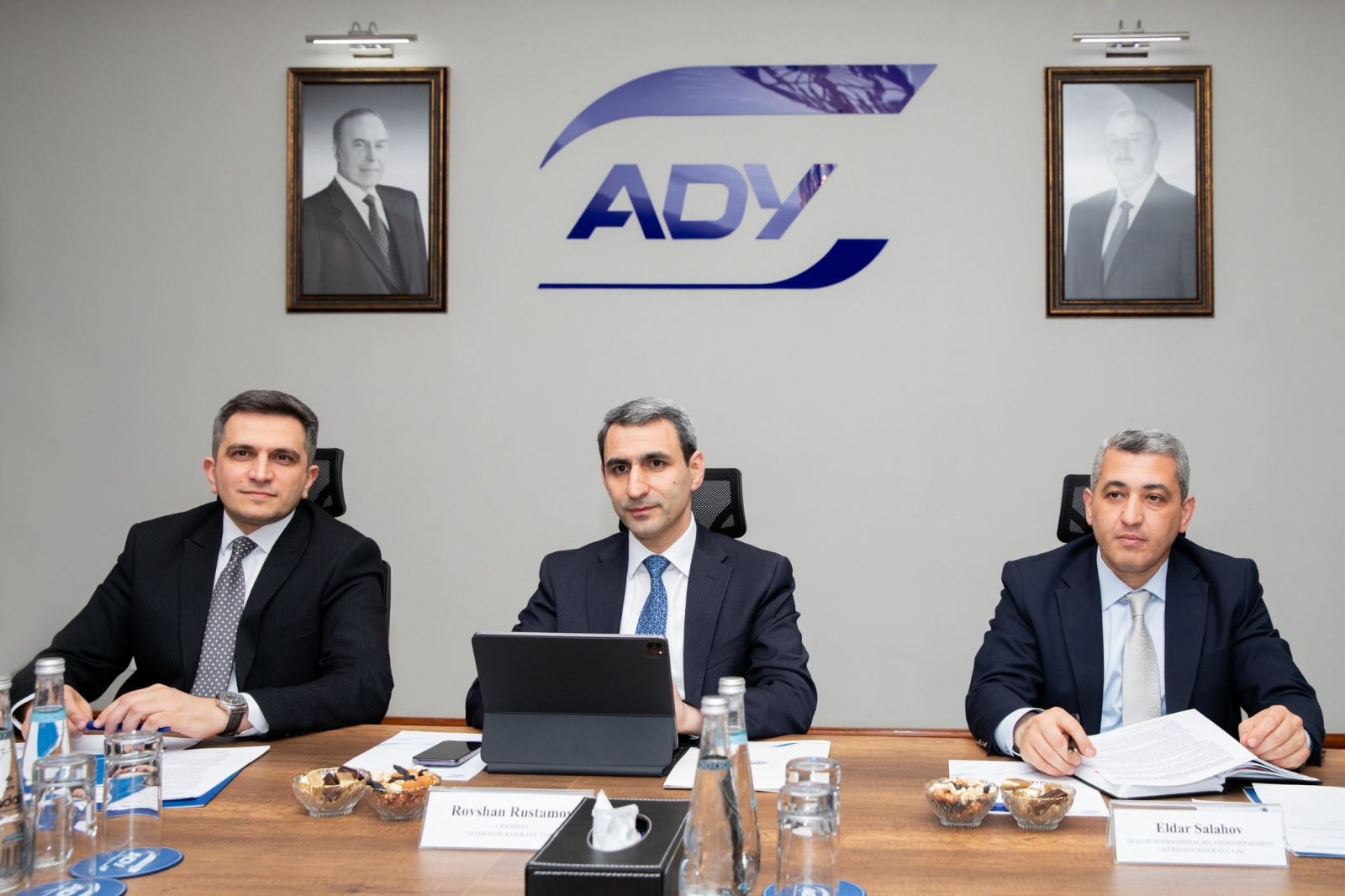 ADY ilə Asiya İnkişaf Bankı arasında Sumqayıt–Yalama dəmiryol xəttinin bərpası müzakirə olunub (FOTO)