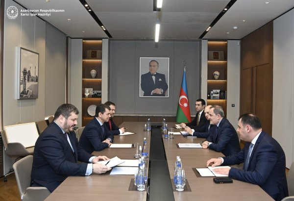 Azərbaycan və Ukrayna arasında mövcud əməkdaşlıq gündəliyinin aktual məsələləri müzakirə edilib