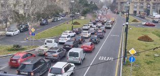 Paytaxtın bir sıra yollarında tıxac var - SİYAHI (FOTO)