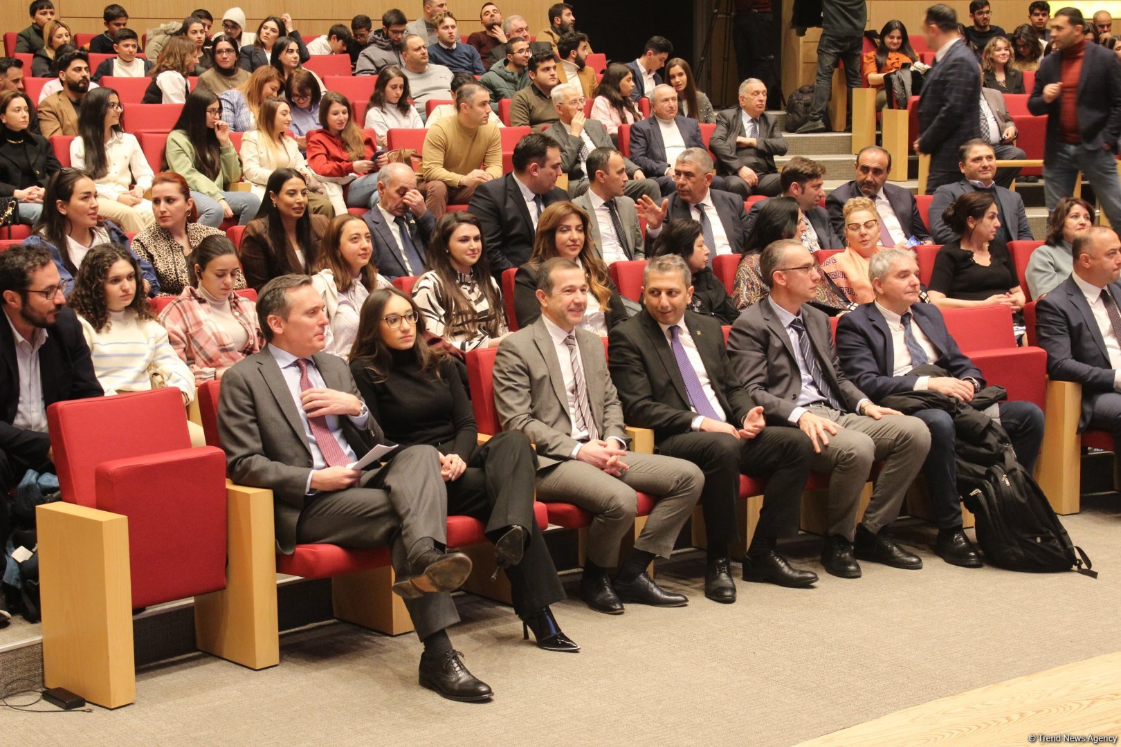 İtaliya-Azərbaycan Universiteti çərçivəsində Heyvandarlıq üzrə yeni ixtisas təqdim edilib (FOTO)