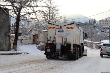 Xankəndidə yollar qardan təmizlənir (FOTO)