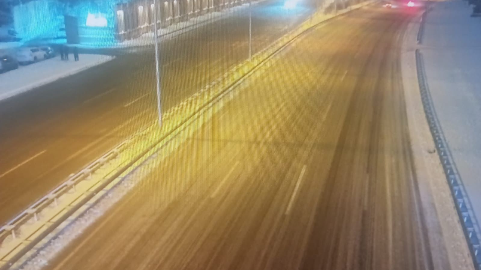 Bakıda bir sıra ərazilərdə sürət həddi endirildi (FOTO)