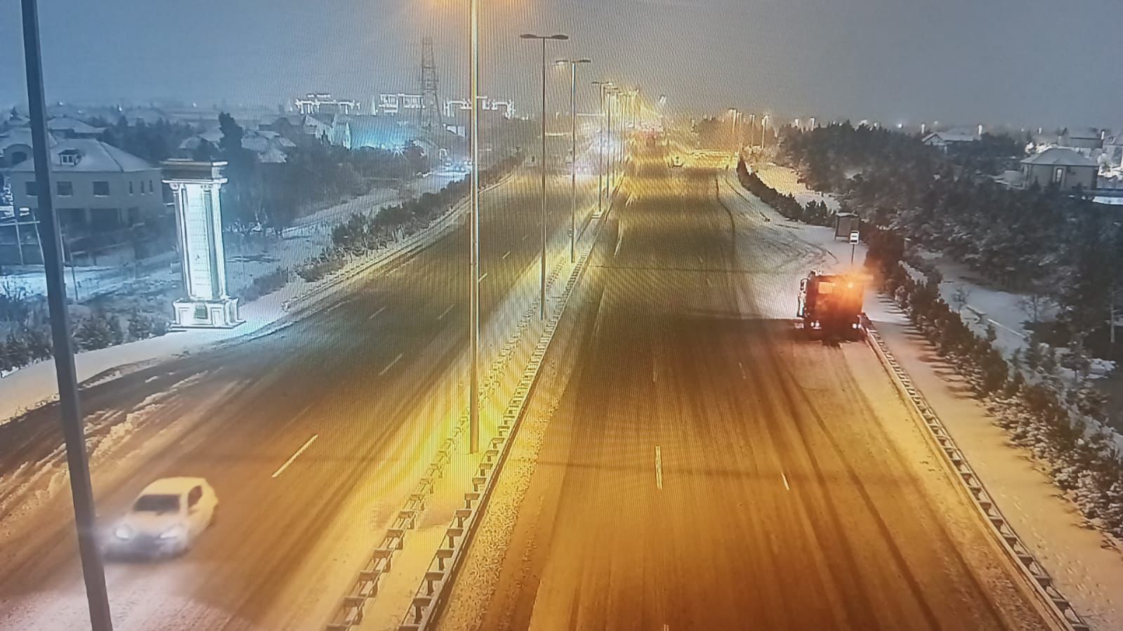 Bakıda bir sıra ərazilərdə sürət həddi endirildi (FOTO)
