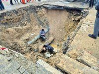 Heydər Əliyev prospektində yol çökdü - hərəkət məhdudlaşdırıldı (FOTO)