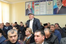Köhnə Xaçmaz kəndində sakinlərin müraciət və təklifləri dinlənilib (FOTO)
