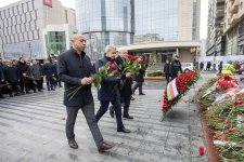 Energetika Nazirliyində Xocalı faciəsinin 33-cü ildönümü anılıb (FOTO)