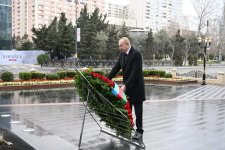 Prezident İlham Əliyev və Birinci xanım Mehriban Əliyeva Xocalı soyqırımı abidəsini ziyarət ediblər (FOTO/VİDEO)