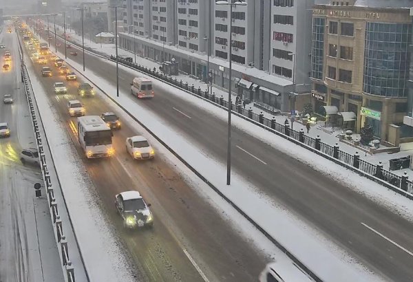 Paytaxtın bu yollarında tıxac var - SİYAHI (FOTO) (ƏLAVƏ EDİLİB)