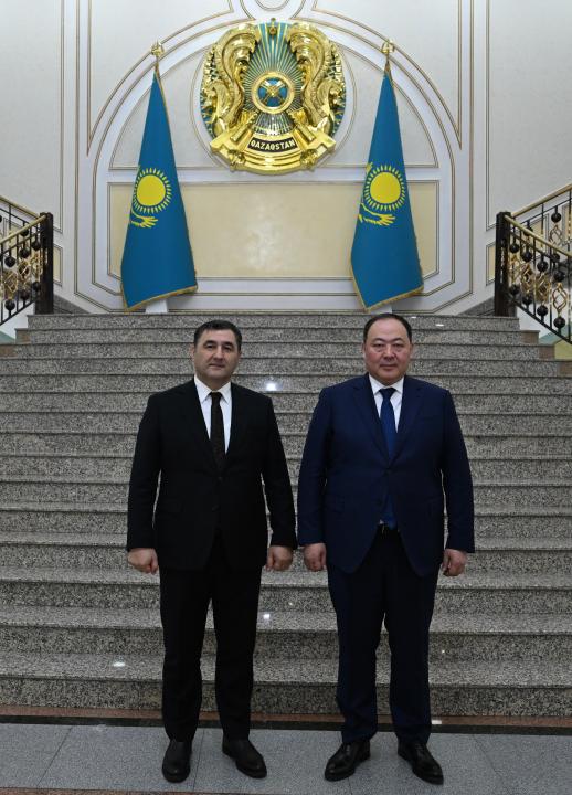 Qazaxıstan və Azərbaycan humanitar və siyasi əlaqələrin inkişafını hədəfləyiblər
