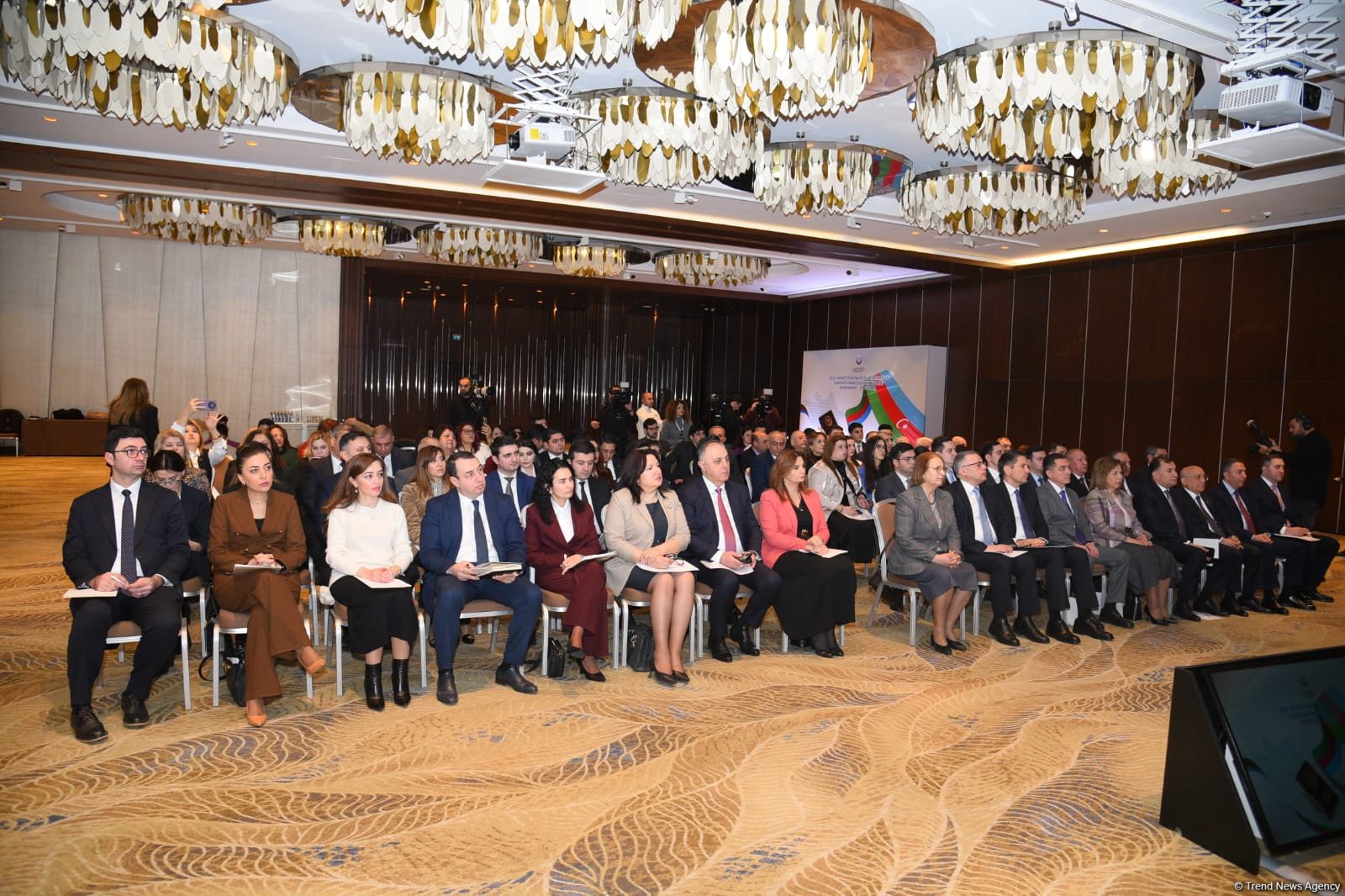 “Qadın iştirakçılığının təbliği” mövzusuna həsr olunan konfrans keçirilib (FOTO) (ƏLAVƏ OLUNUB)