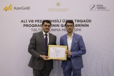 “AzerGold” QSC-nin təqaüd müsabiqəsinin qalibləri mükafatlandırılıb (FOTO)