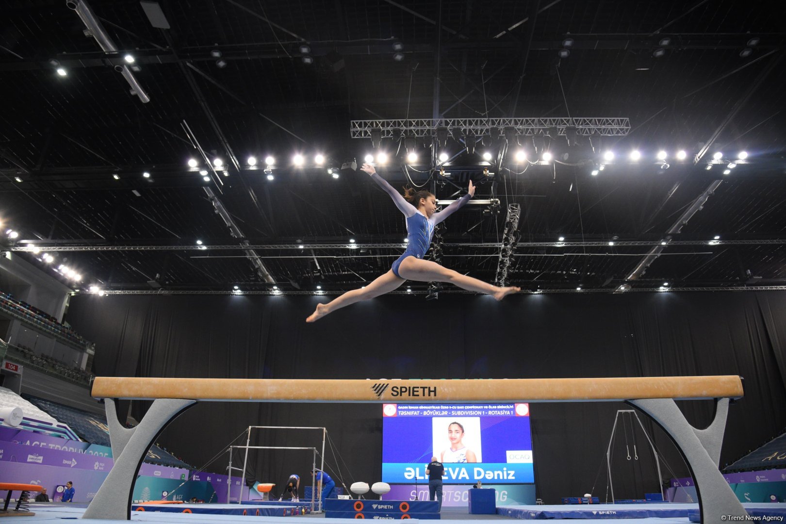 Milli Gimnastika Arenasında Bakı çempionatı və ölkə birinciliyi start götürüb (FOTO)